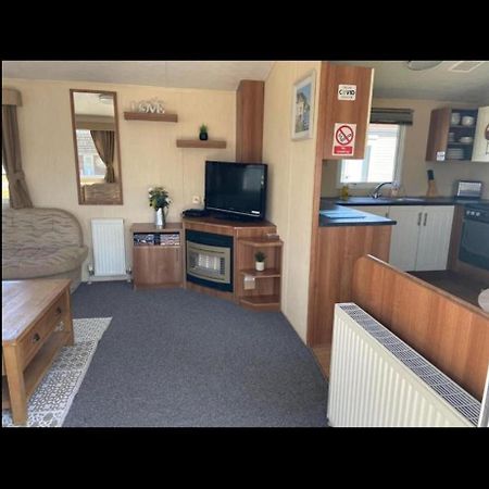 3 Bed Caravan Norfolk Near The Coast Belton with Browston Exterior foto